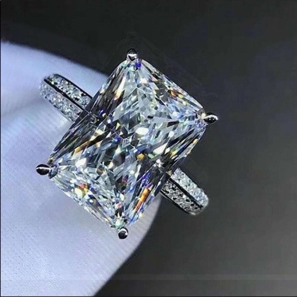 NEW 925 Silver Diamond Engagement Party Ring - Picture 2 of 5